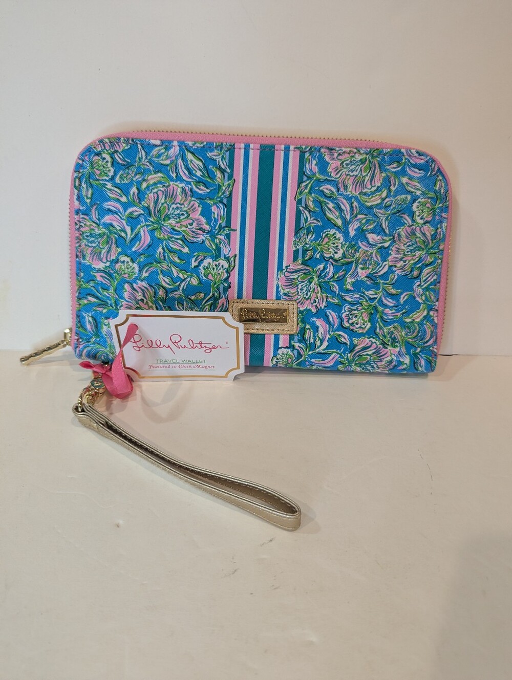 NWT Lilly Pulitzer Travel Wallet Passport Ticket Holder Wristlet Gold Hardware - Picture 2 of 11